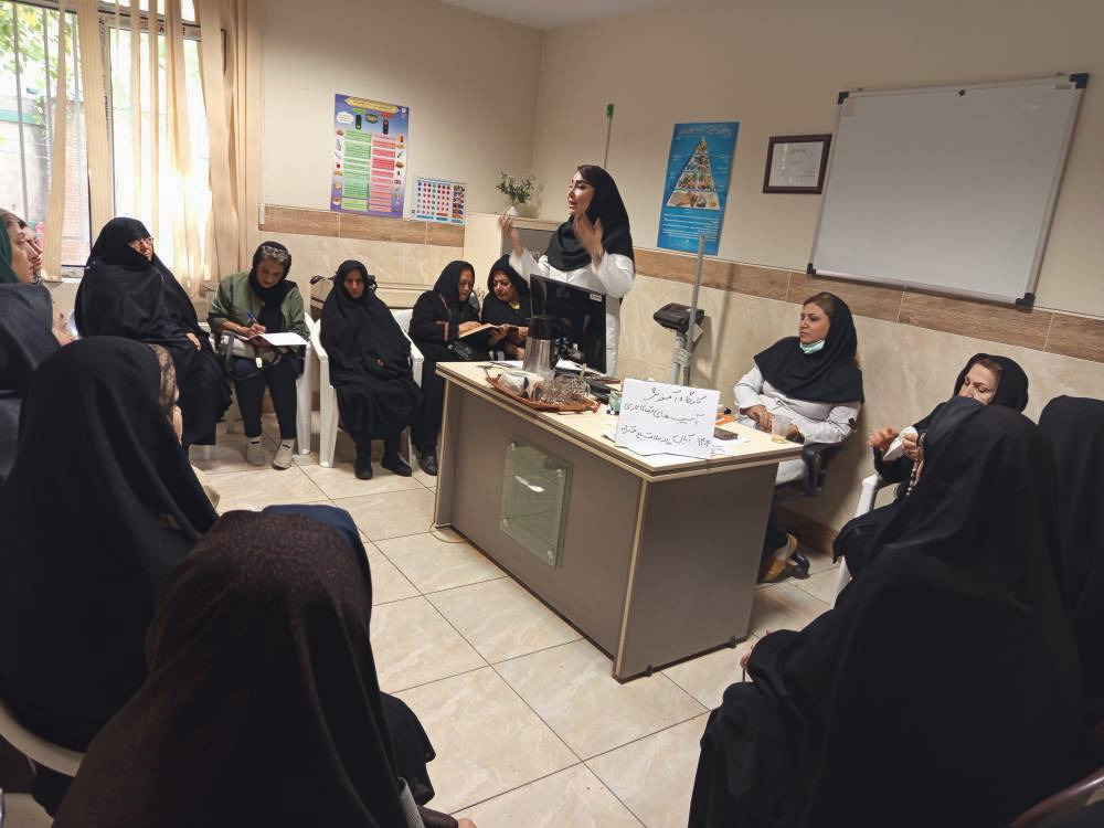 برگزاری کلاس آموزشی خود مراقبتی در مرکز خدمات جامع سلامت شهری میثم